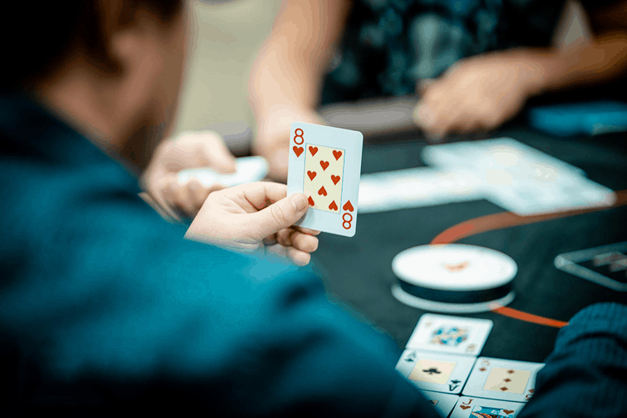Phương pháp giúp người chơi game Poker dễ thắng nhất - Hình 1
