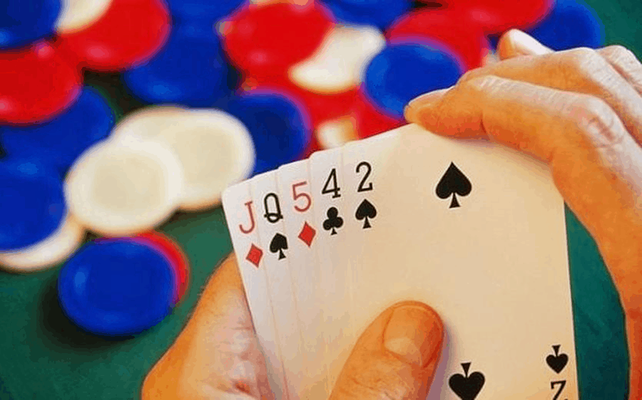 Chia sẻ đến người chơi cách chơi cực hay từ những cao thủ Poker